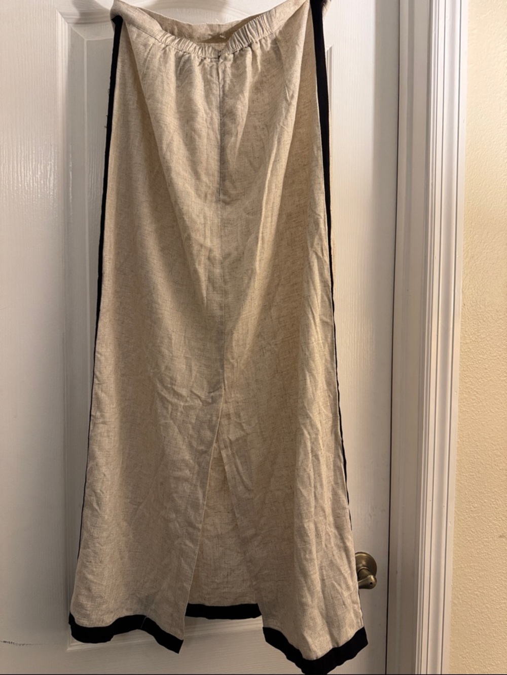 Anthropologie- Paper Heart Neutral Beige linen blend Maxi Skirt with Black Trim - Picture 3 of 11